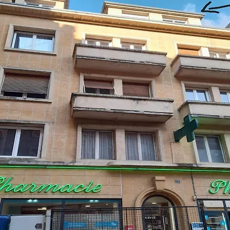 شقة Apartment In Sedan Near Chateau Fort سيدا