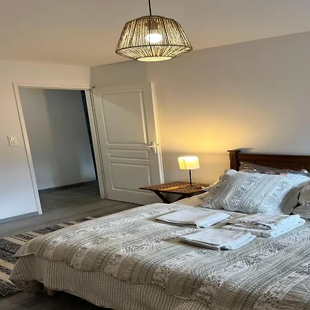 شقة Apartment In Sedan Near Chateau Fort سيدا